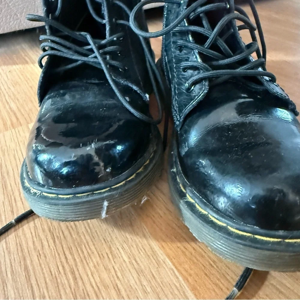 Dr. Martens Delaney 1460 Black Patent Lamper Lace Up Zipper Boots Size 3 (Girls)